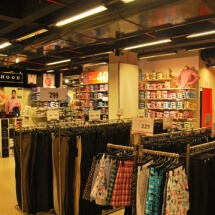 Big Bazaar - Retail design Big Bazaar Thane - Men's apparel